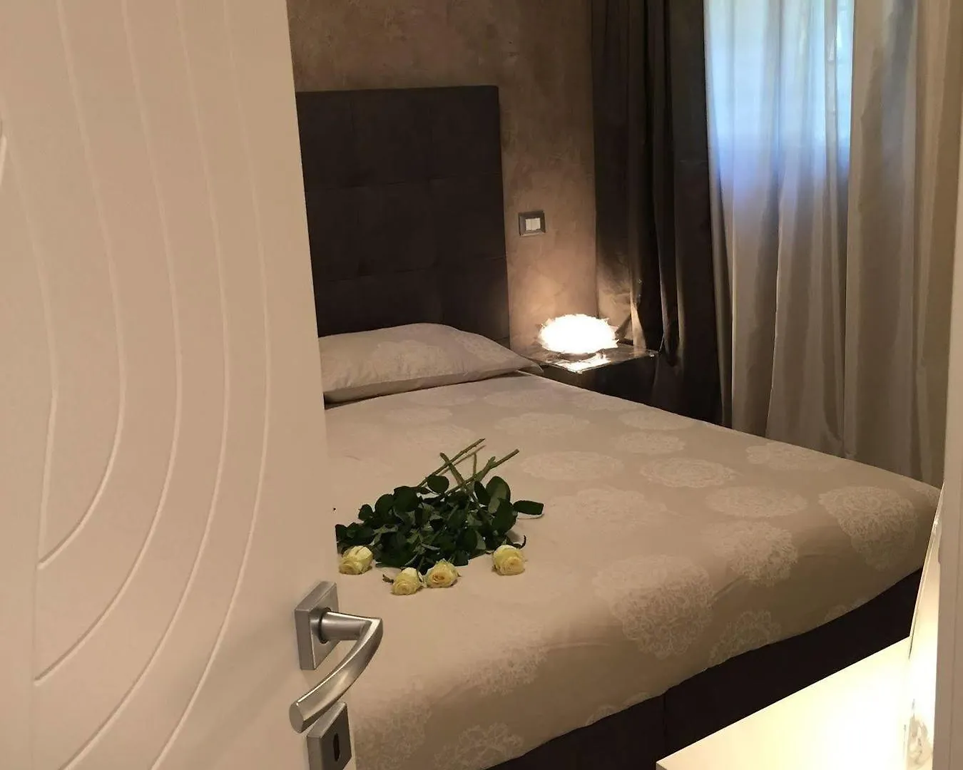 L'Angolino Nascosto Vérone 0*,